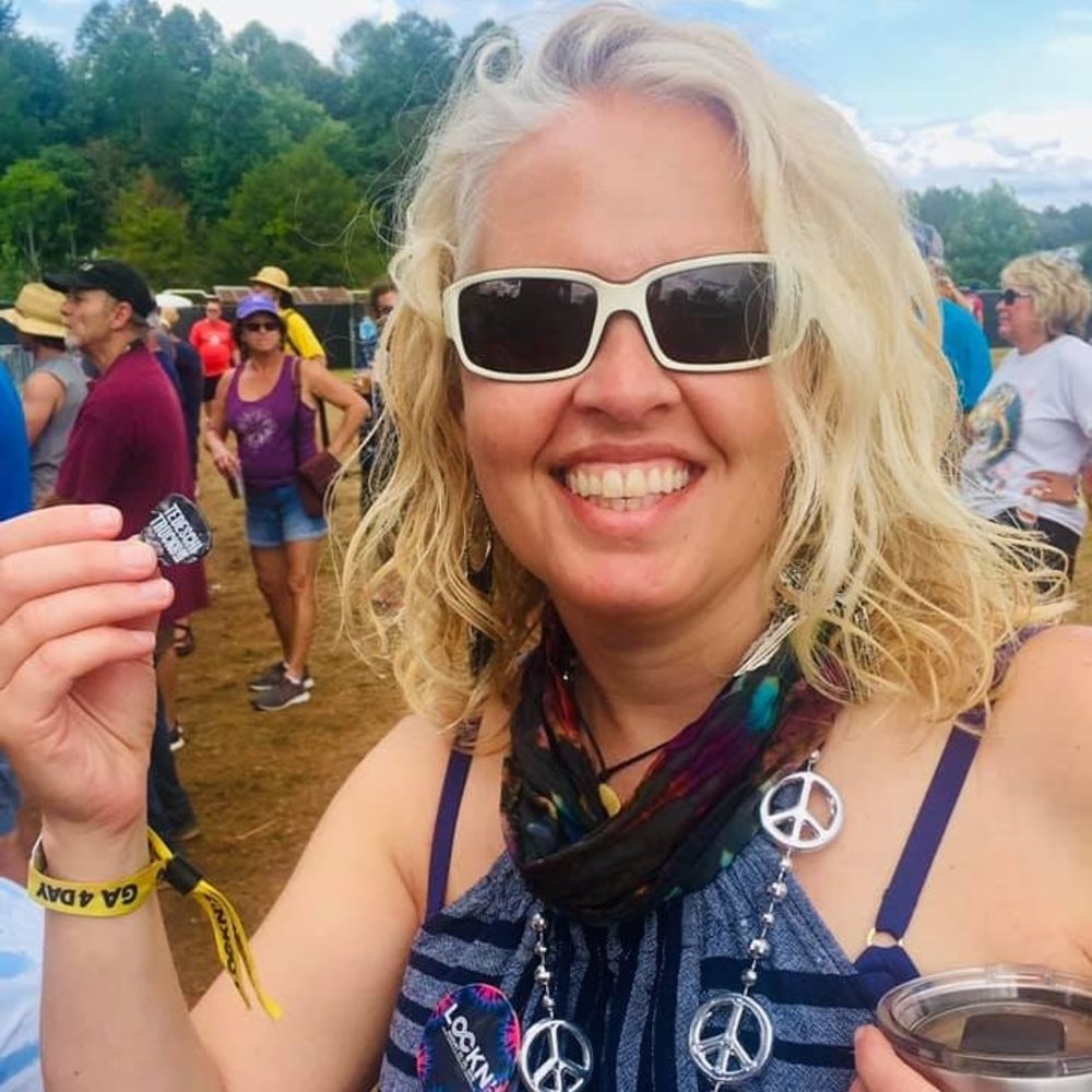 Meet your Posher, Nikki